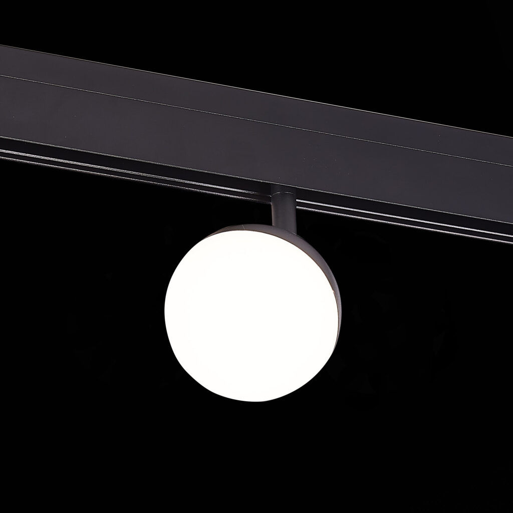 ST358.446.07 Магнитный трековый светильник Черный LED 1*7W 4000K 520Lm Ra>80 120° IP20 L120xW90xH192 SKYLINE 48
