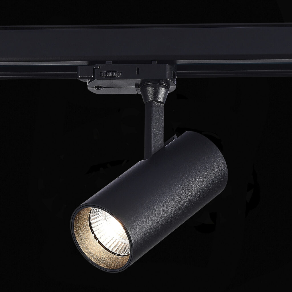 ST661.446.10 Св-к трек. Черный LED 1*10W 4000K 800Lm Ra>90 38° IP20 L130xW60xH195 165-265V TRACE